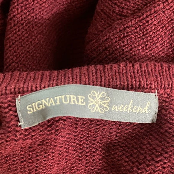 Signature Weekend 2X Fringe Sweater - Picture 6 of 9